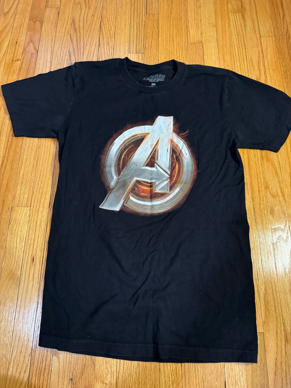 Marvel Avengers Age of Ultron T-Shirt Men’s Small